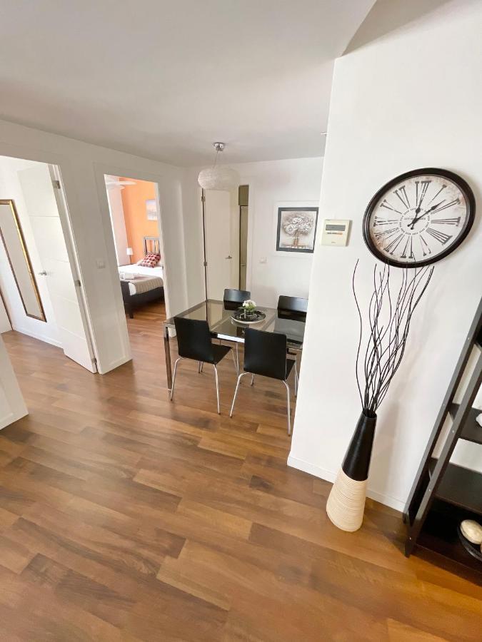Apartamentos Sevilla บาเลนเซีย ภายนอก รูปภาพ