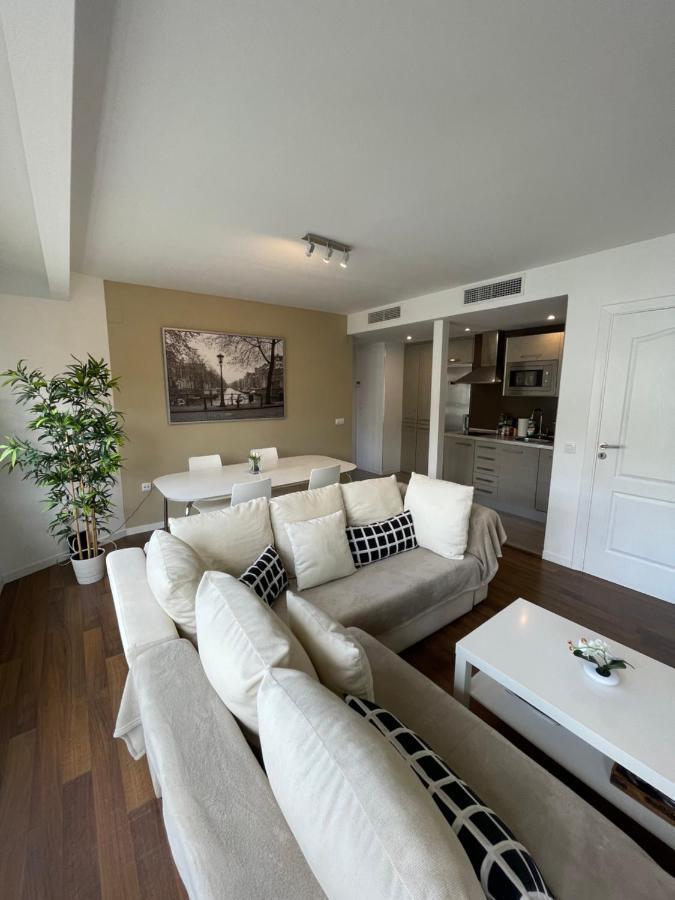 Apartamentos Sevilla บาเลนเซีย ภายนอก รูปภาพ
