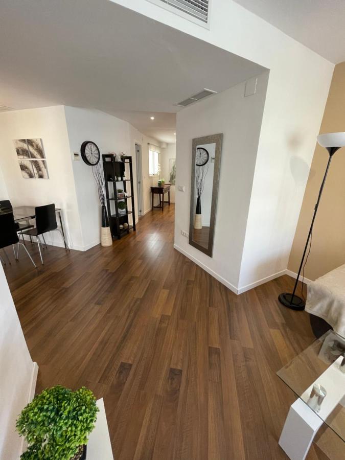 Apartamentos Sevilla บาเลนเซีย ภายนอก รูปภาพ